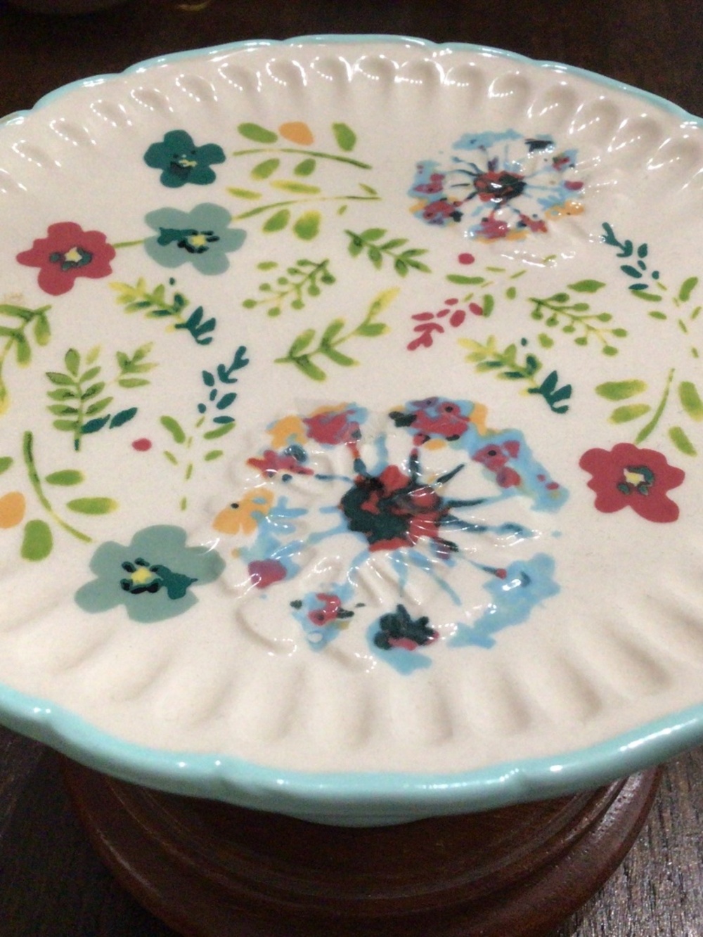 Pioneer woman mini cake stand. Great shape. No chips or cracks